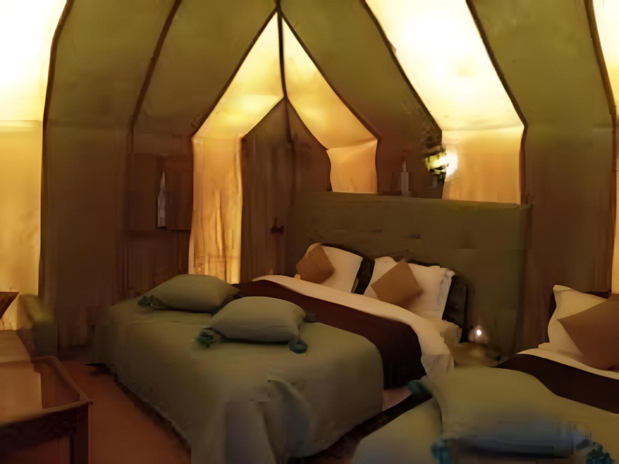 Luxury tent Berber Luxury Camp Merzouga